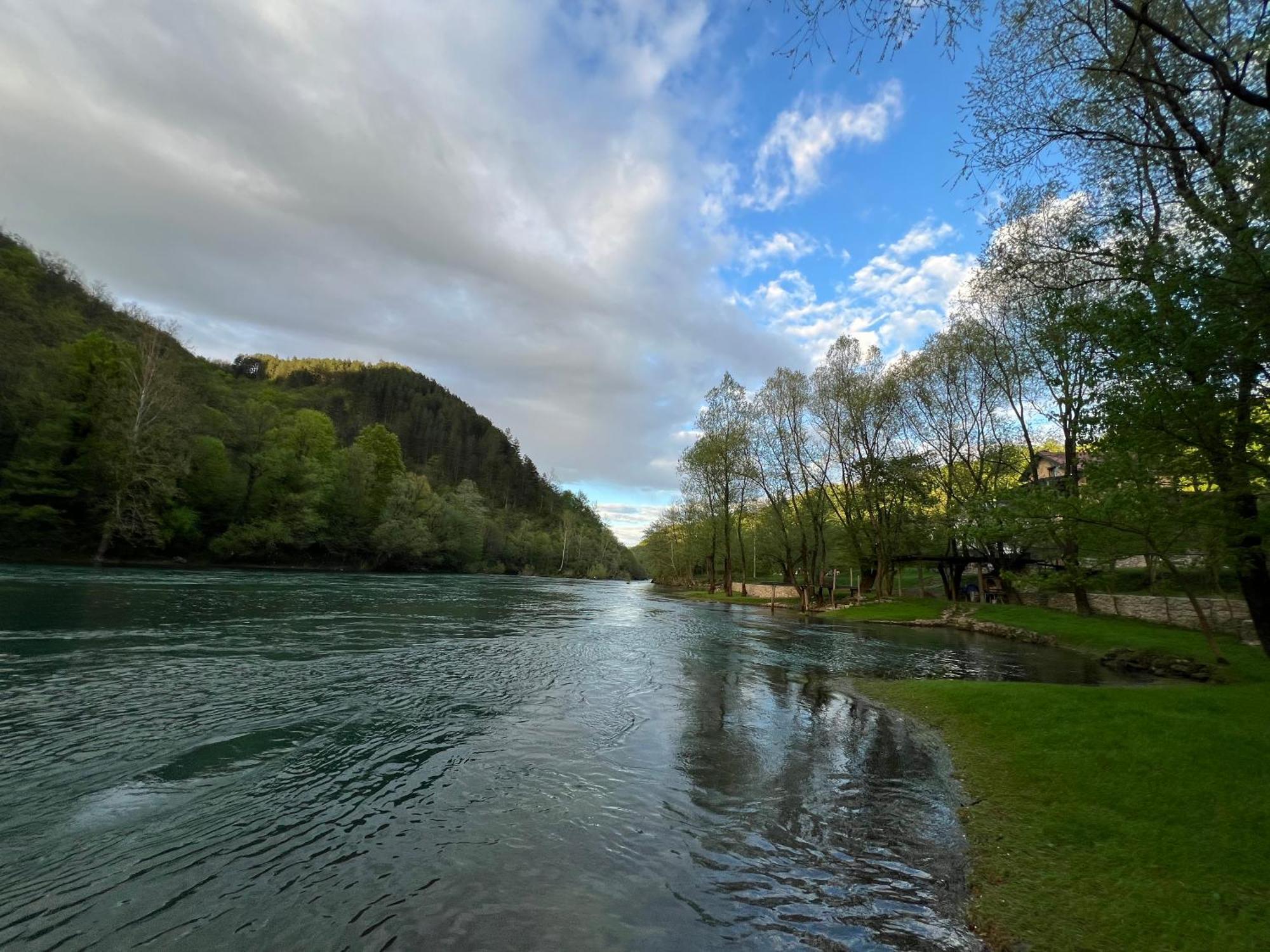 Anur Apartment Bihać Eksteriør billede