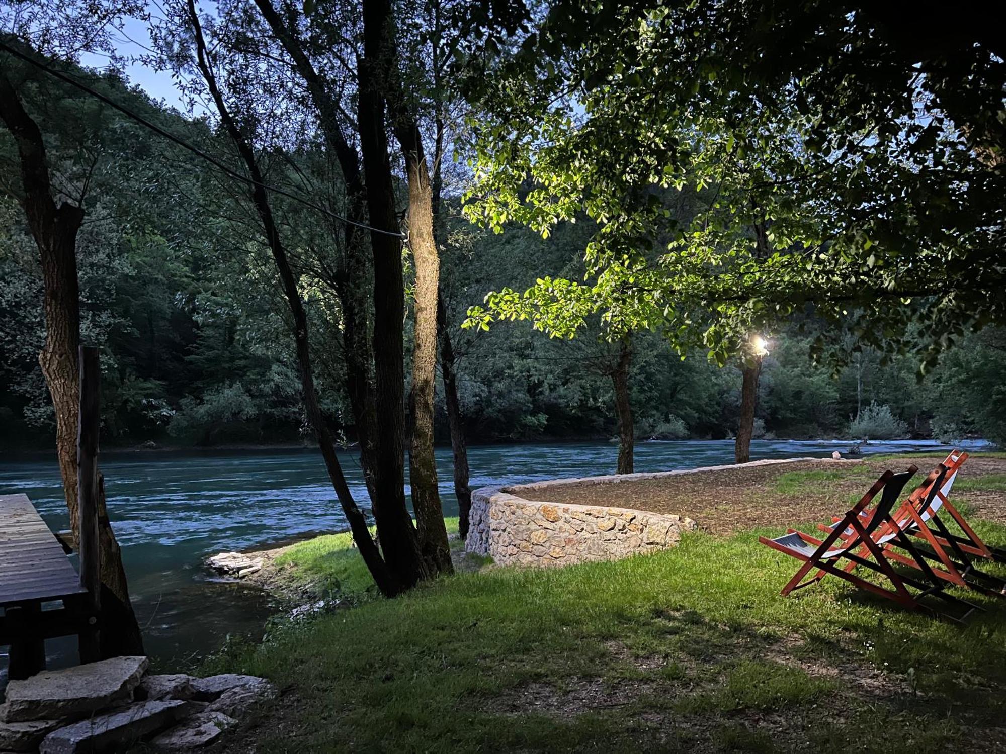Anur Apartment Bihać Eksteriør billede
